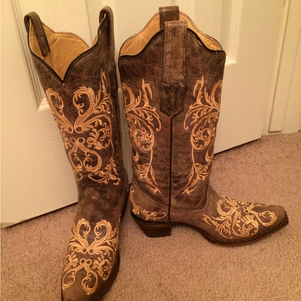 beautiful cowgirl boots